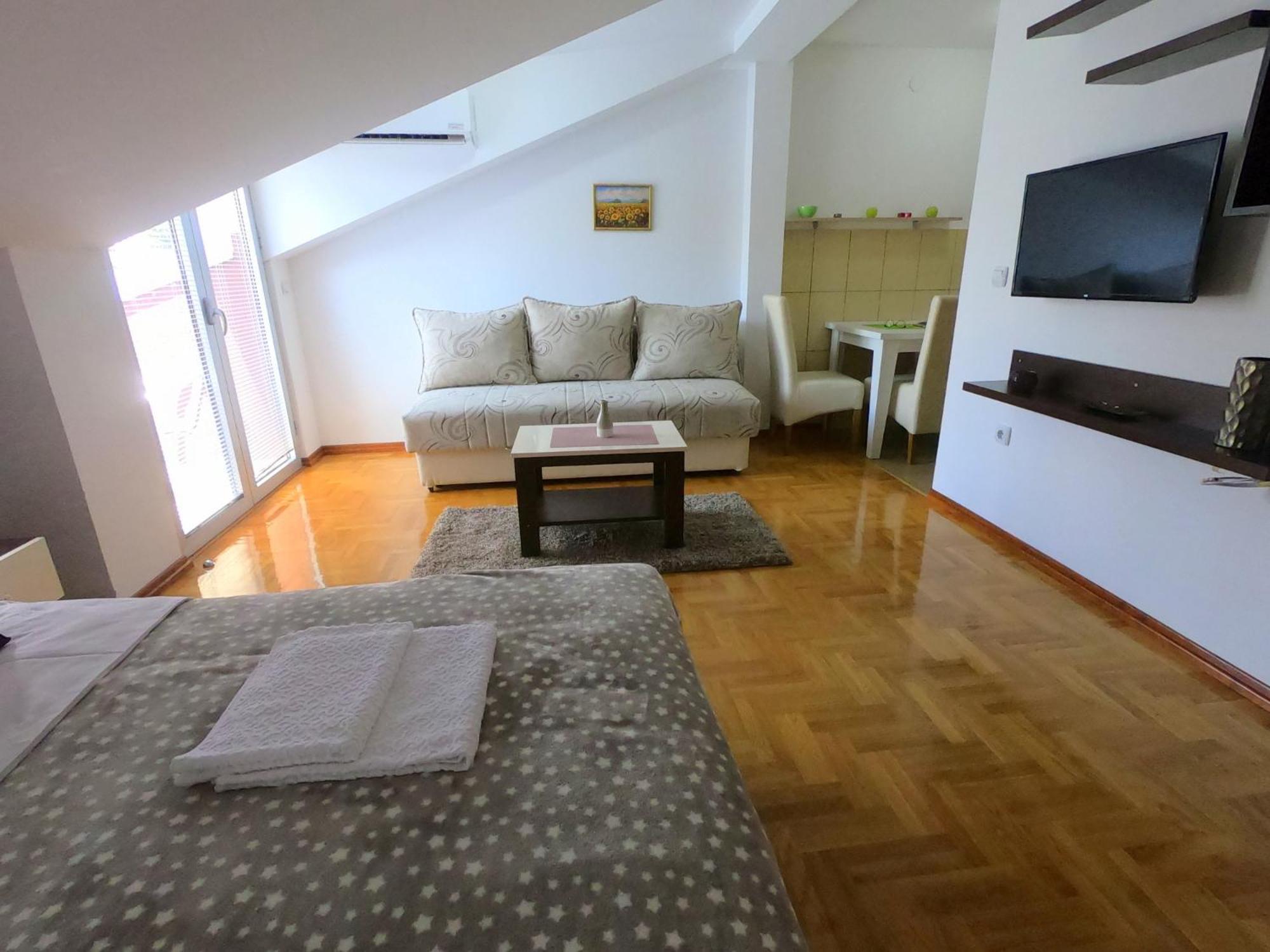 Apartman Zenit Vrnjacka Banja Luaran gambar